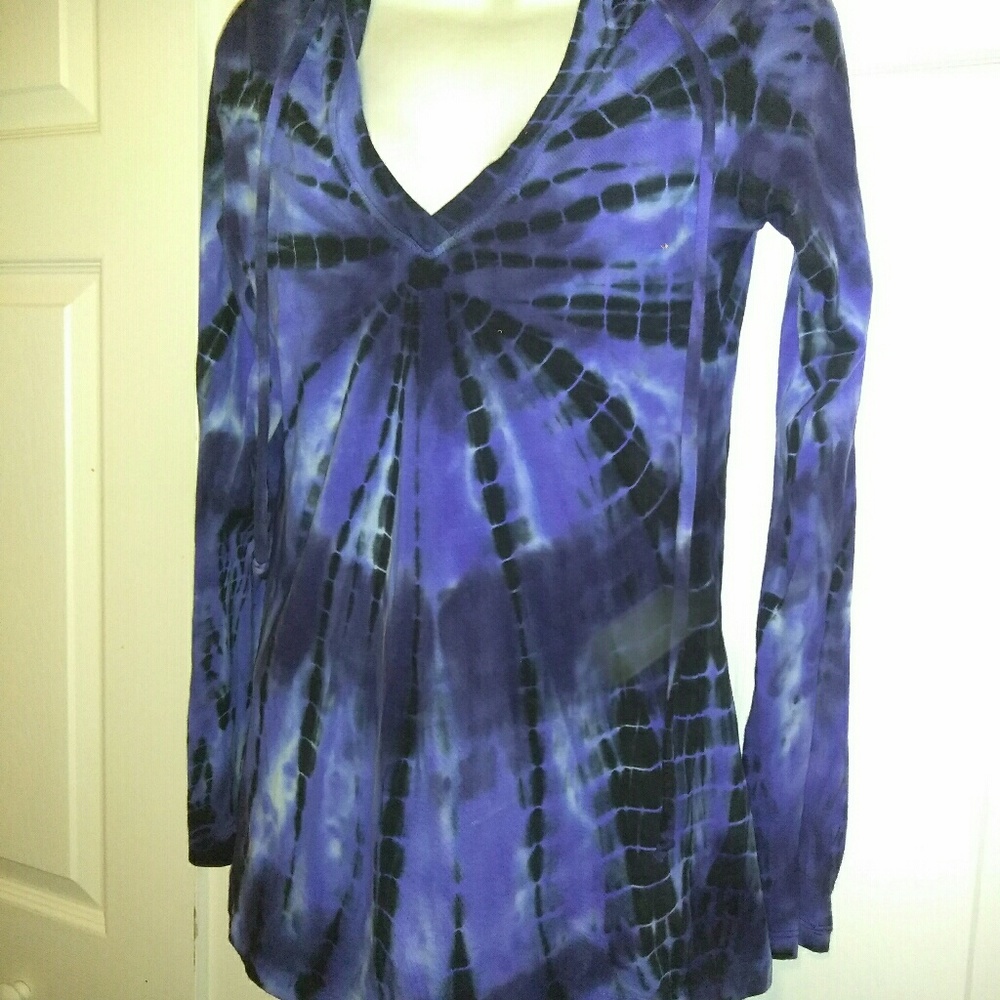 Tie dye long sleeve shirt